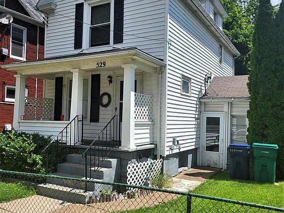 2nd image of 579 18th St
