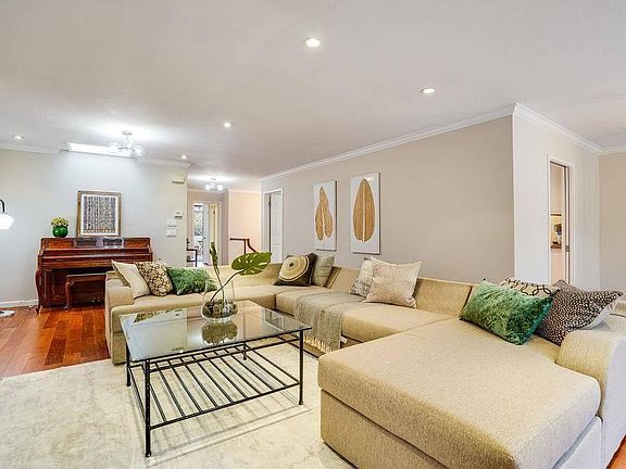3rd image of 2421 Sharon Oaks Dr