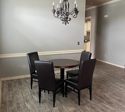 5th image of 17005 Wales Green Ave