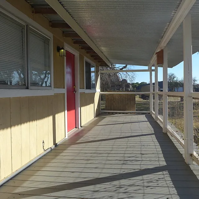 1 bed, 1.0 bath, 560 sqft, $825 — Photo 4