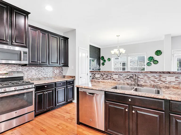 792 Village Club Dr — Photo 18