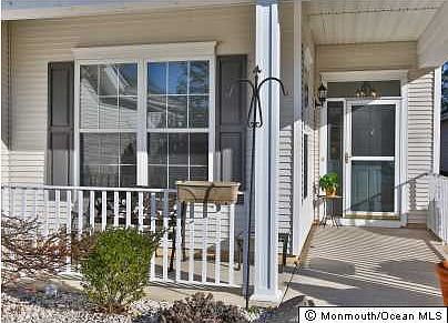2nd image of 12 Dawnwinds Ct