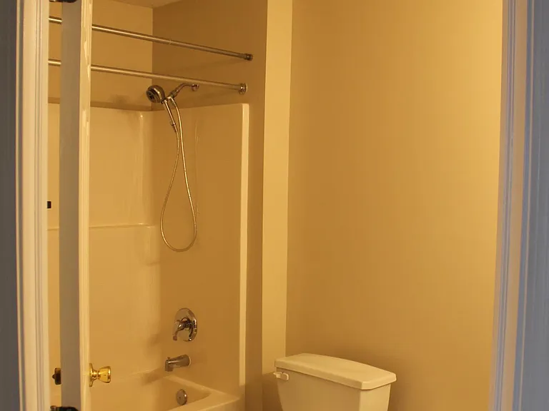 14908 Lenox Dr — Photo 16