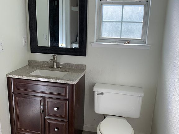 4th image of 1513 Mikon St #B