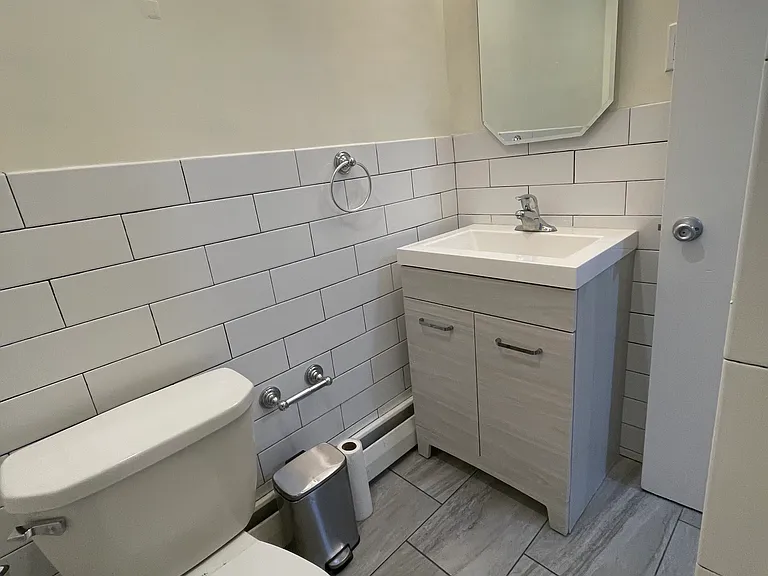 260 Shadeland Ave #2 — Photo 2