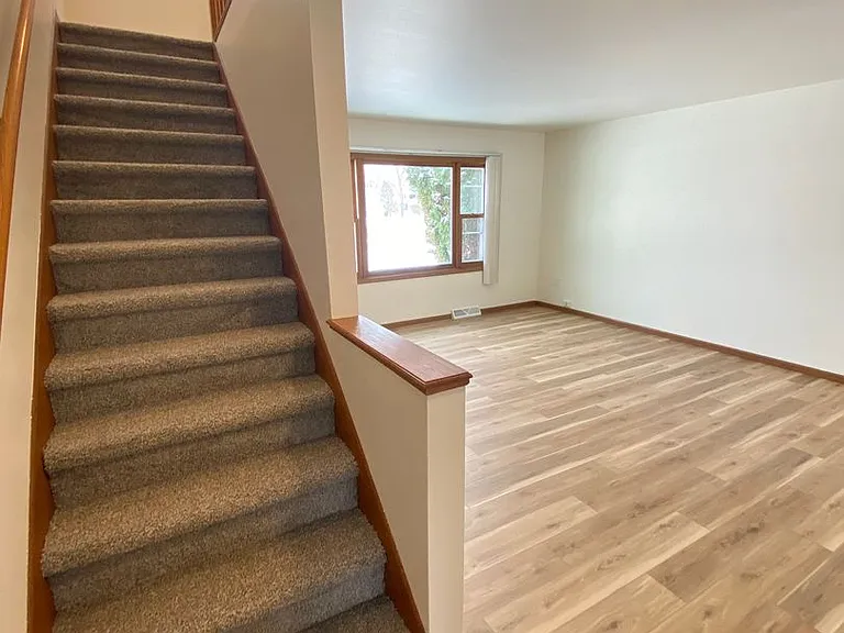 1785 Alexandra Ct — Photo 7