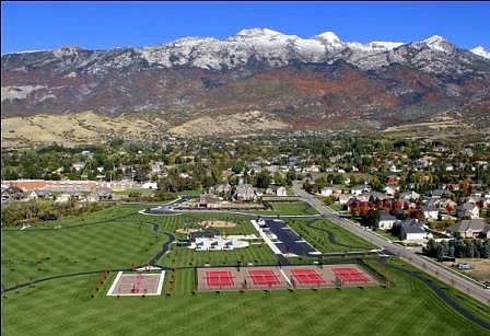 Amazing park across 100 yards away