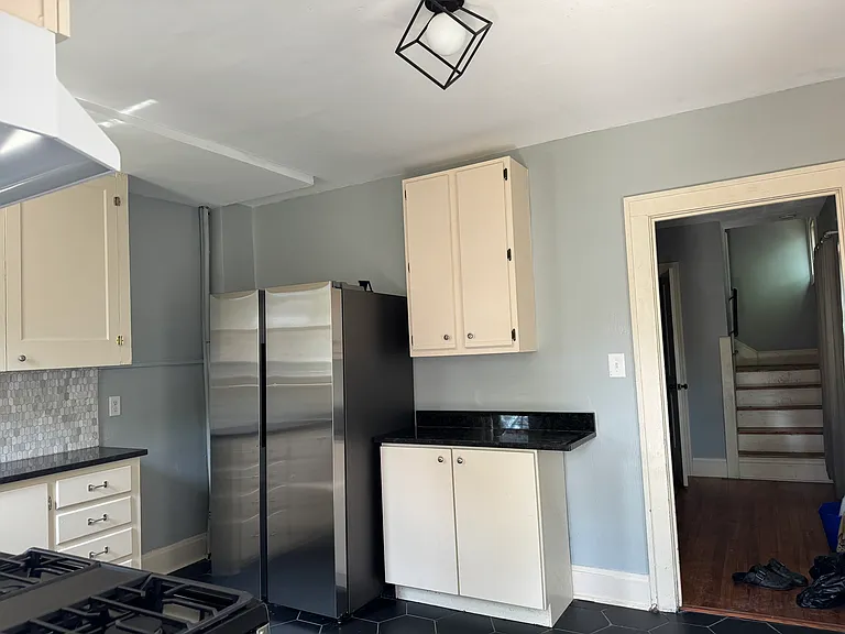 277 E Mithoff St — Photo 17
