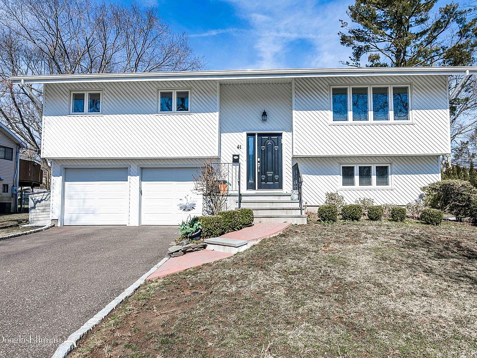 1st image of 41 Fishermans Dr