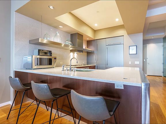 3rd image of 76 Madison Ave APT 6B