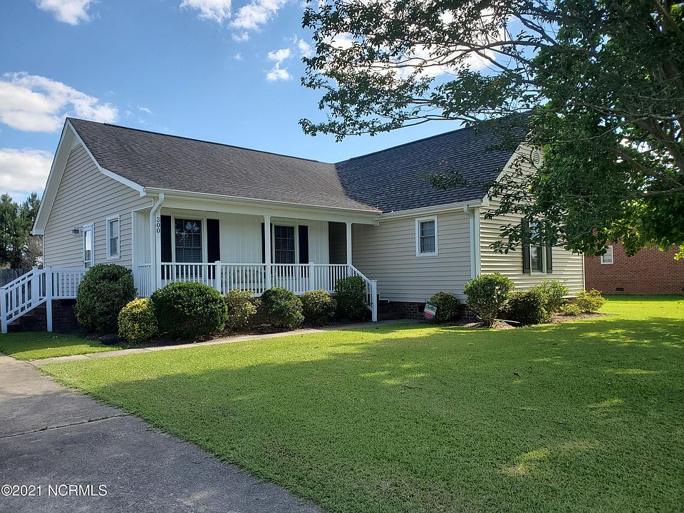 1st image of 300 Plateau Dr