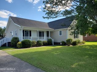 300 Plateau Dr, Greenville, NC 27858