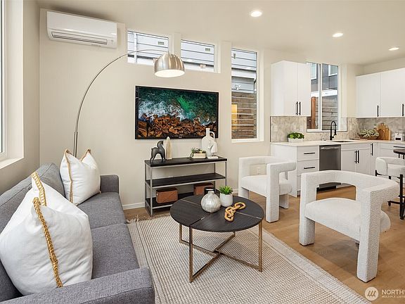 4th image of 925 NW 56th Street #B