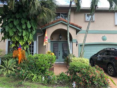 8925 NW 189th Ter, Hialeah, FL, 33018