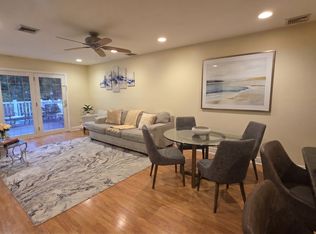 32 Caruth Ave, Elmwood Park, NJ 07407