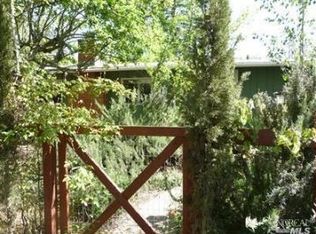 9825 Graton Rd, Sebastopol, CA 95472