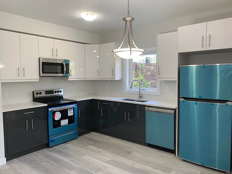 165 Sadler Ave #2 — Photo 7