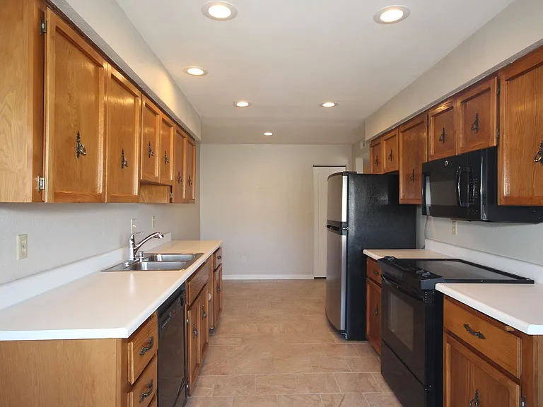 28303 Sound View Dr S #110 — Photo 4