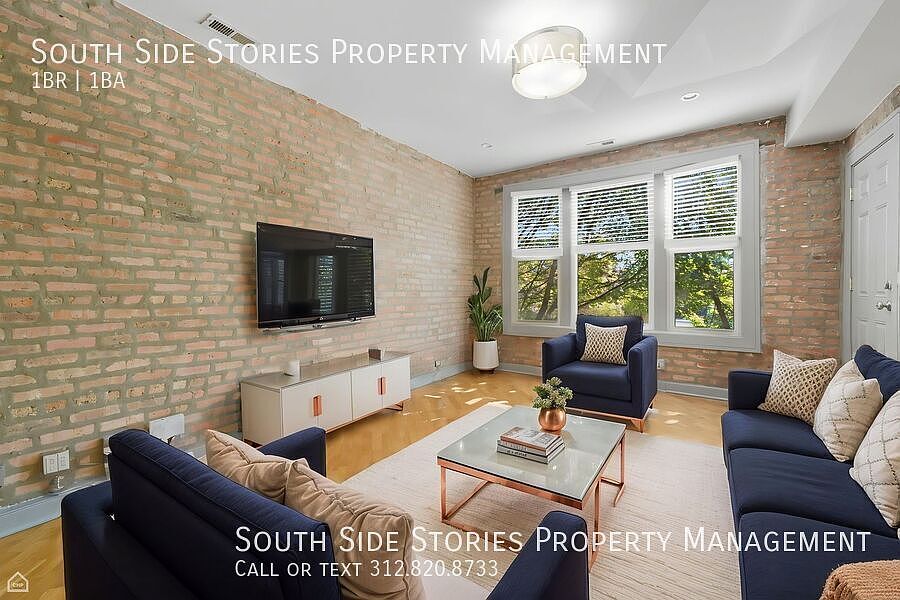 1st image of 218 E 44th St #3