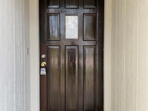 4th image of 5122 Kent Dr