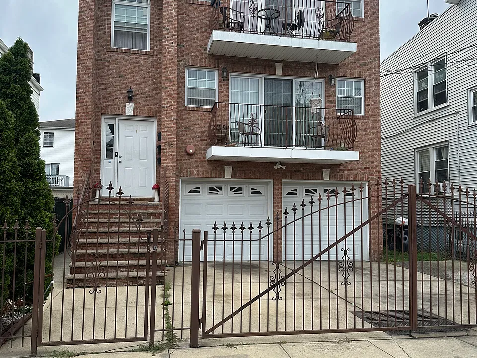 615-617 4th St