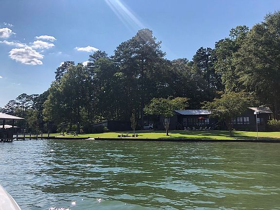 340 feet of water frontage