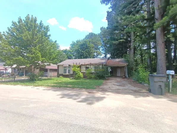 645 N 6th St, Paragould, AR 72450