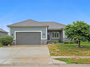 714 Gamma Grass Pl, Raymore, MO 64083