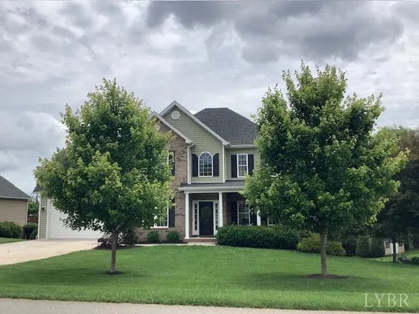 1305 Autumn Run Dr, Forest, VA 24551
