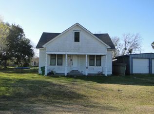 315 Johnson Ave, Palacios, TX 77465