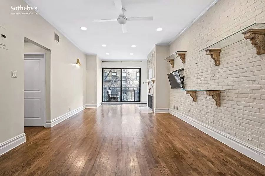 1st image of 243 E 77th St APT 3A
