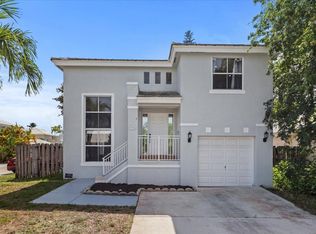 3325 Blue Runner Ln, Margate, FL 33063