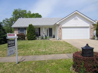 11025 Wilwood Dr, Maryland Heights, MO 63043