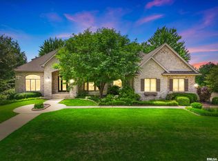 1811 Kern Rd, Washington, IL 61571