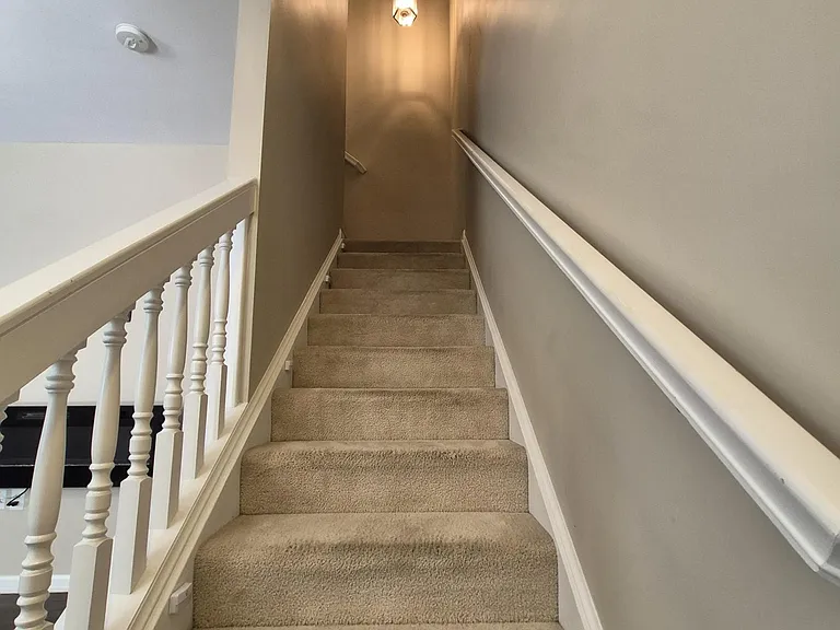 1325 Emsworth Dr — Photo 4