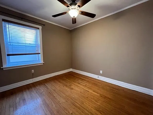 5933 N Paulina St #2E — Photo 10