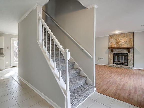 5th image of 3928 Stanton Trl