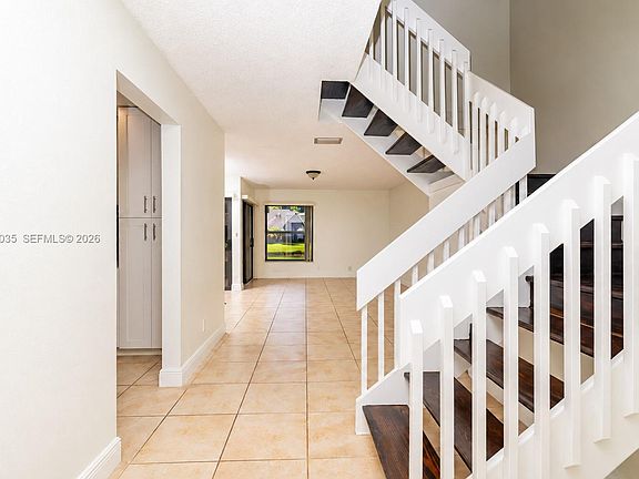 3rd image of 4755 NW 30th St