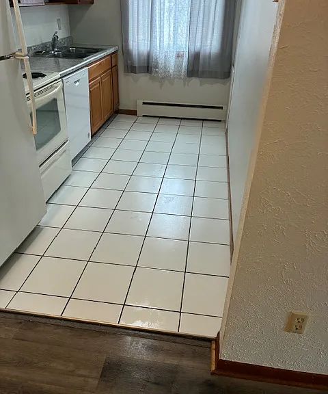 2900 Highcrest Rd N #5 — Photo 6