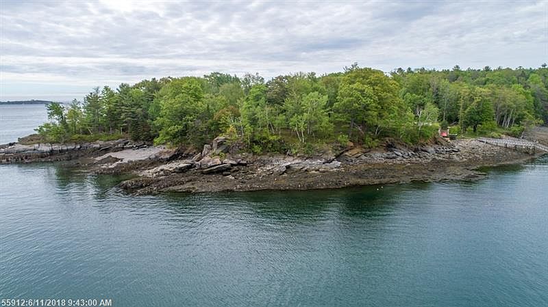 1st image of 164 Cove Side Dr