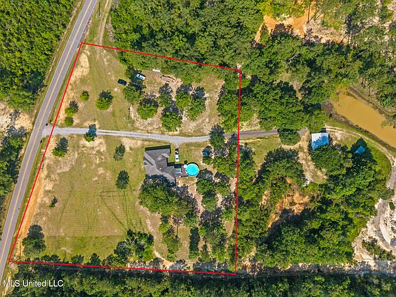 5th image of 22720 Old River Rd