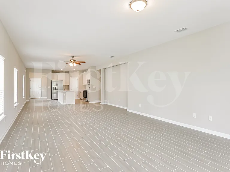 117 Nighthawk Ln — Photo 5