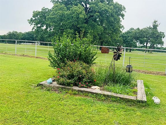 5th image of 2031 E Fm 1396