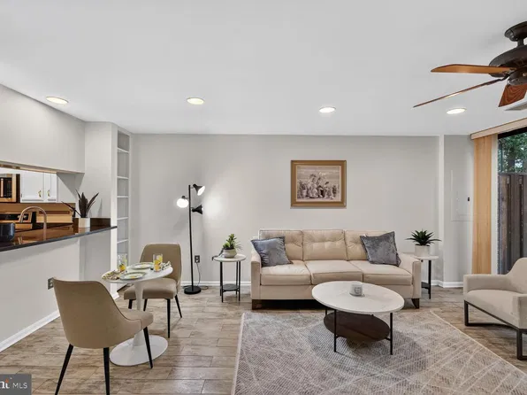 1414 12th St N #1414B, Arlington, VA 22209