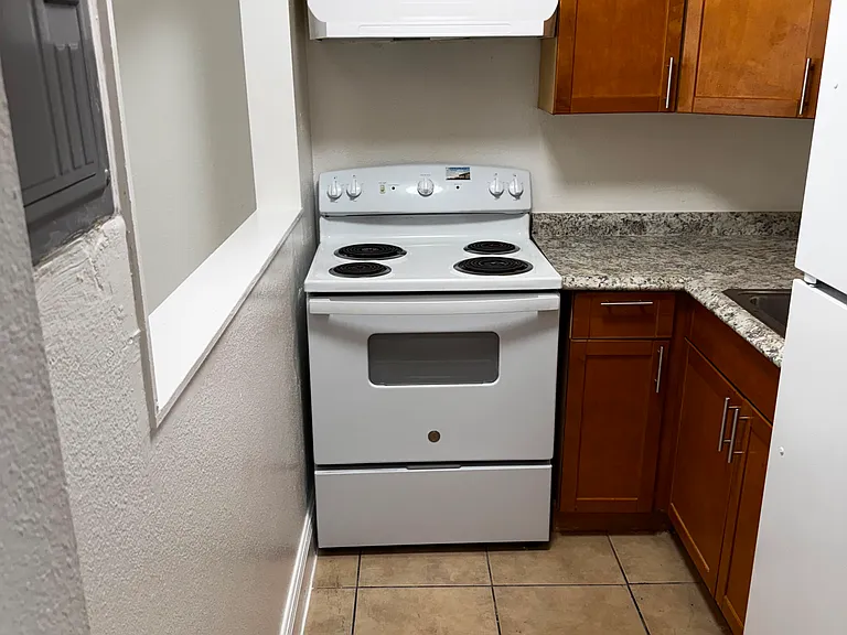 241 SE 9th Ave #203 — Photo 9
