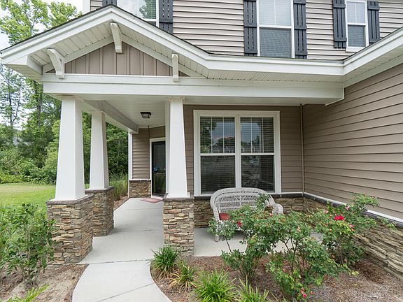 Covered front porch and entr