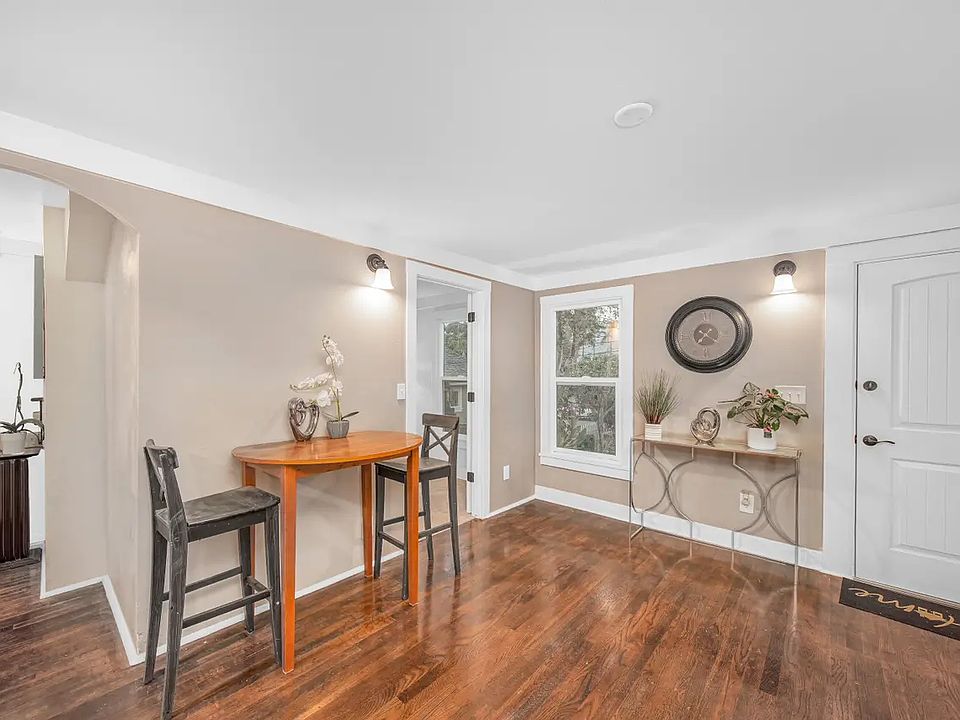1st image of 825 San Pascual St