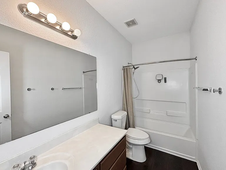 726 Silverado Way — Photo 15