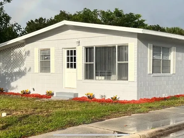 408 S 24th St, Fort Pierce, FL 34950