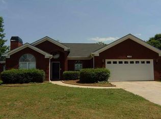 510 Bowden Dr, Ellenwood, GA 30294